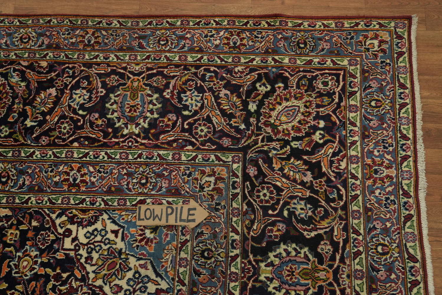 Elegant Traditional Kashan Persian Carpet with Rich Floral Designs 11x16