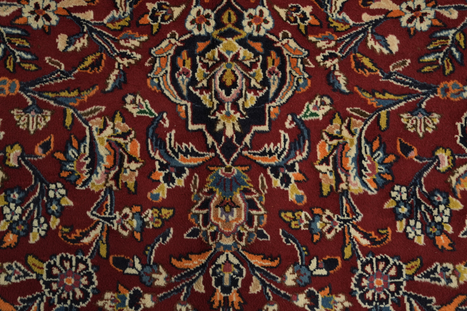 Elegant Traditional Kashan Persian Carpet with Rich Floral Designs 11x16