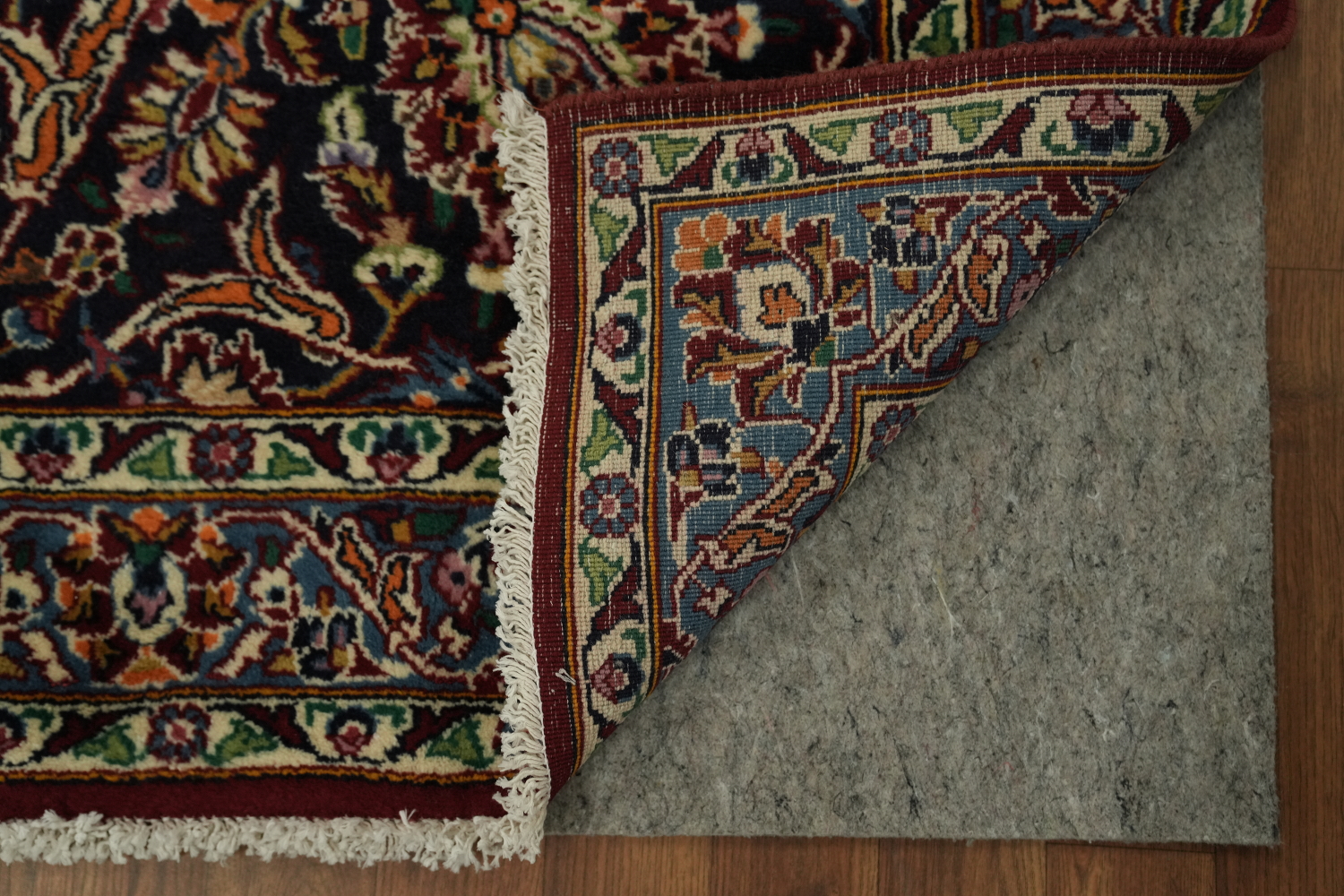 Elegant Traditional Kashan Persian Carpet with Rich Floral Designs 11x16