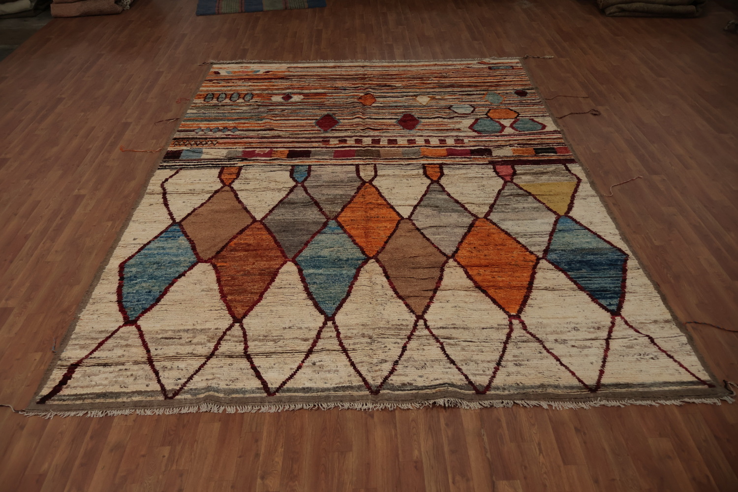 Versatile Moroccan Area Rug 9x12 with Intricate Geometric Motifs