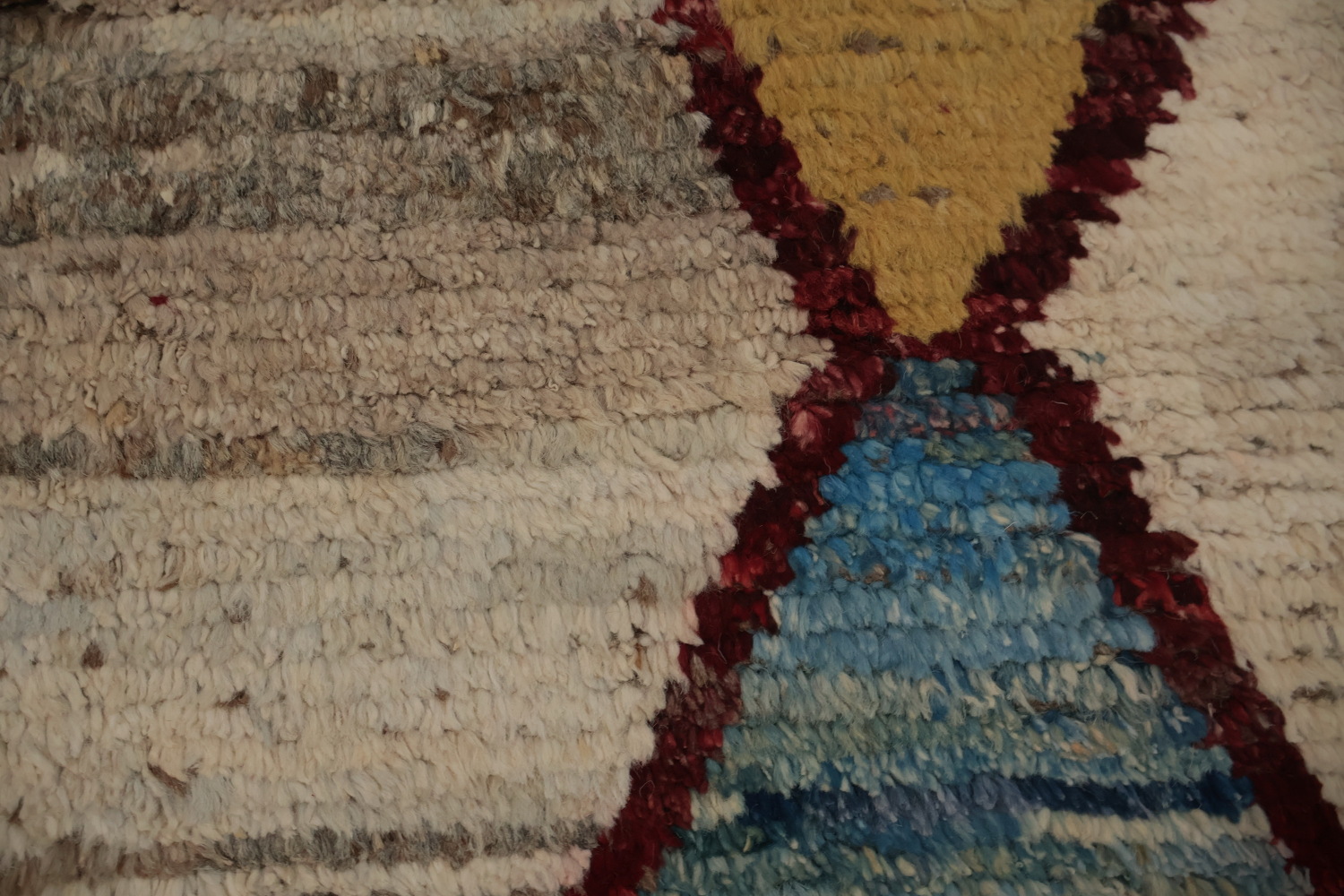 Versatile Moroccan Area Rug 9x12 with Intricate Geometric Motifs