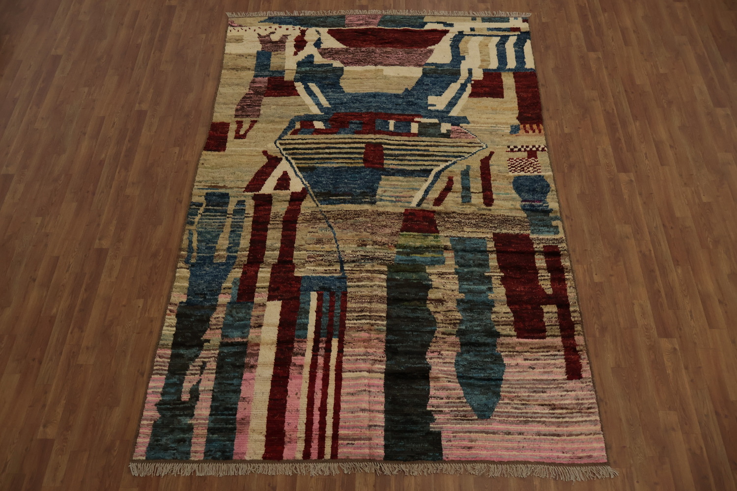 Dynamic Moroccan Area Rug 7x10 for Modern Interior Aesthetics