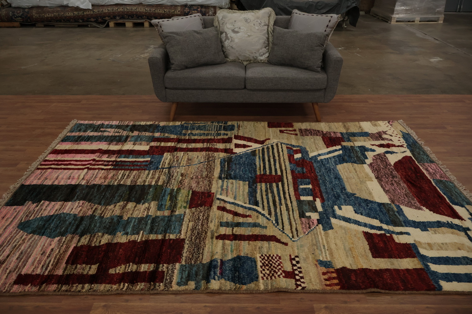 Dynamic Moroccan Area Rug 7x10 for Modern Interior Aesthetics