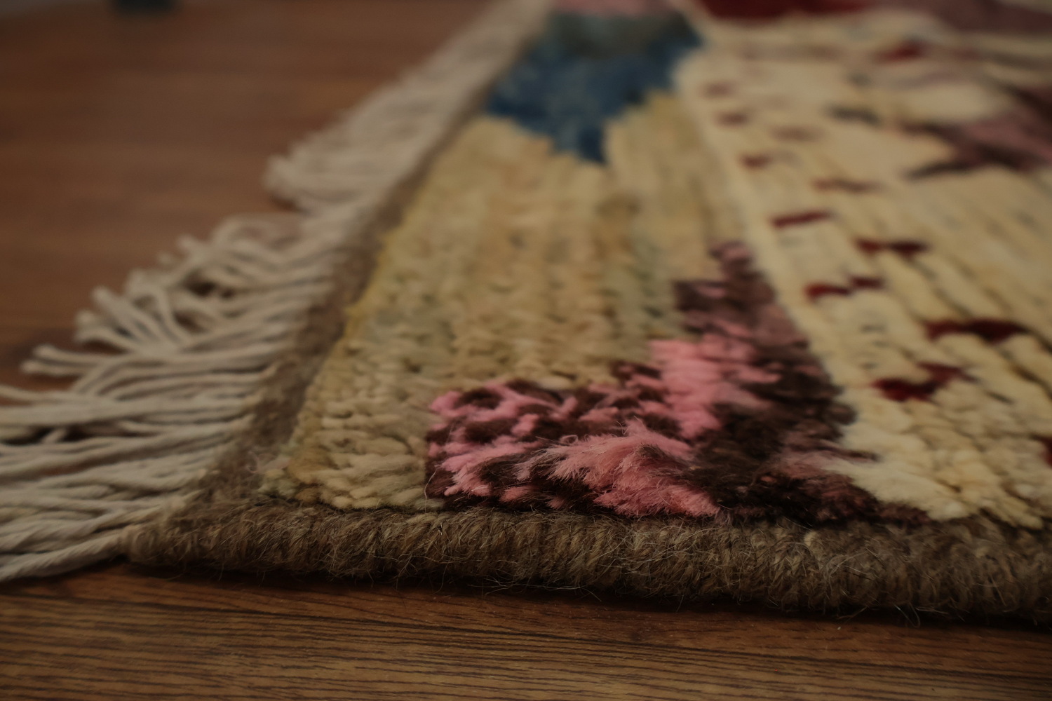 Dynamic Moroccan Area Rug 7x10 for Modern Interior Aesthetics