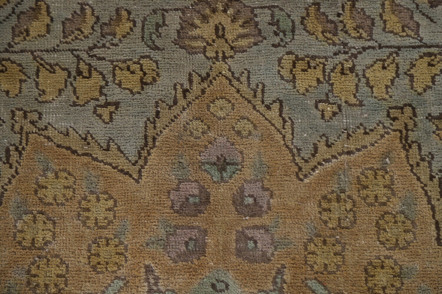 Vintage Floral Tabriz Persian Area Rug 8x11