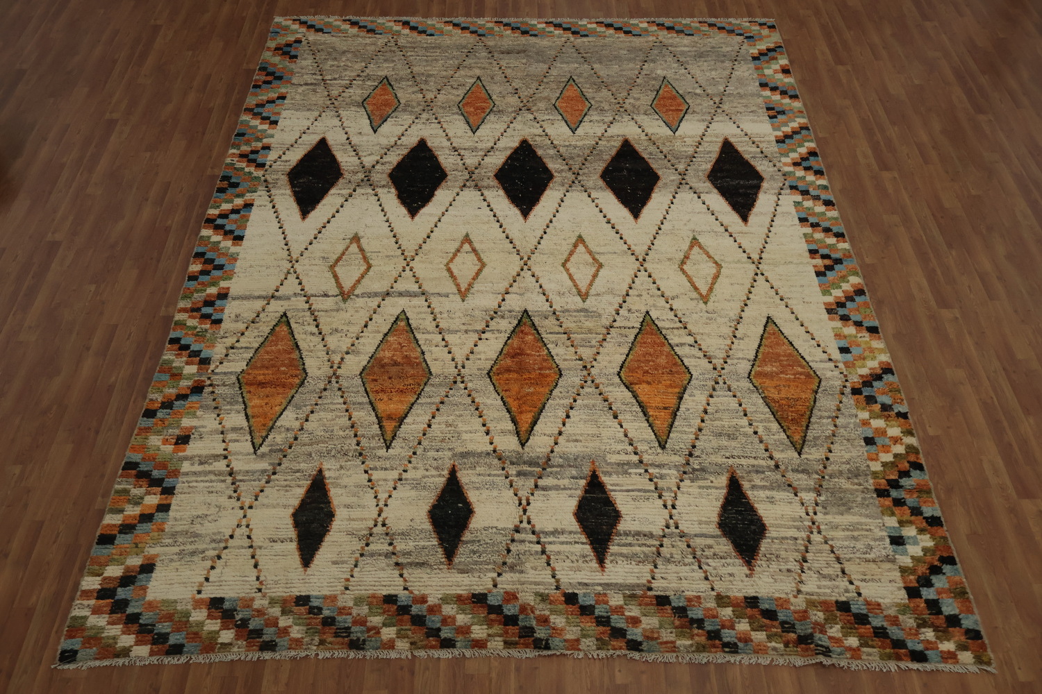Diamond Design Moroccan Large Area Rug 10x14 for a Cozy Living Space