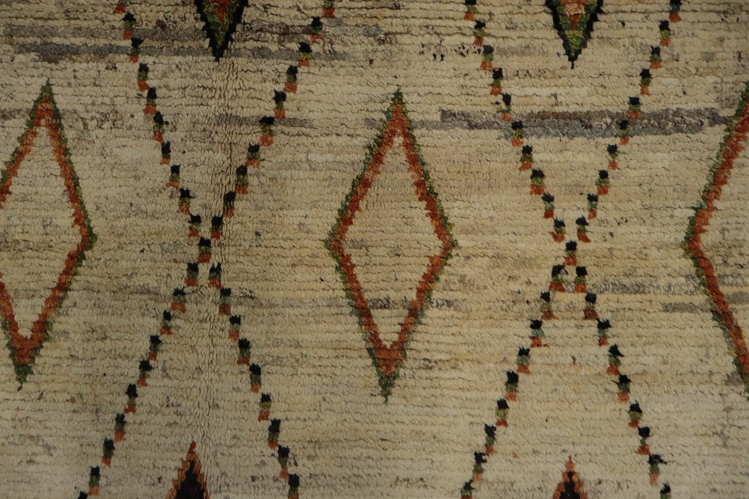 Diamond Design Moroccan Large Area Rug 10x14 for a Cozy Living Space