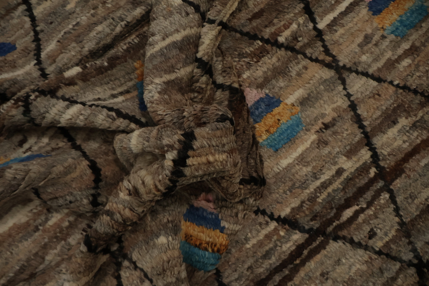 Geometric Moroccan Area Rug 10x12 with Earthy Tones and Subtle Hues