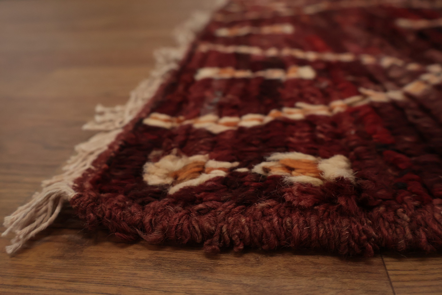 Elegant Moroccan Wool Area Rug 7x10 with Intricate Diamond Motifs