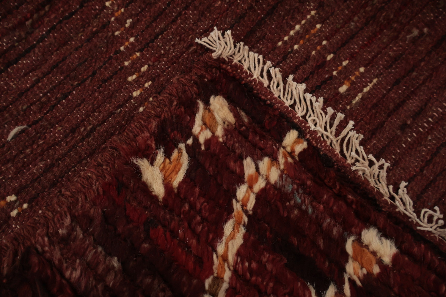 Elegant Moroccan Wool Area Rug 7x10 with Intricate Diamond Motifs