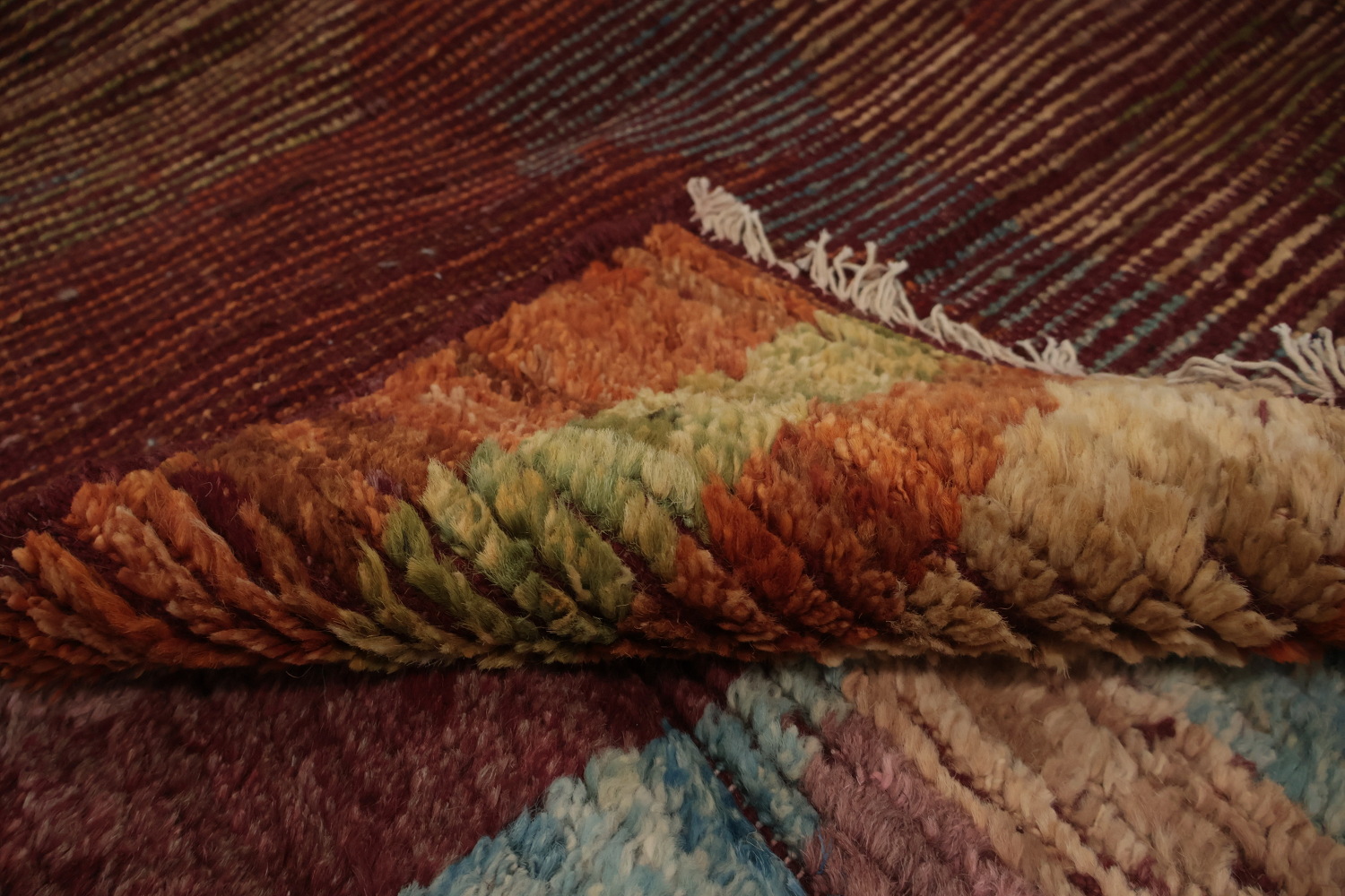 Earthy Moroccan Wool Area Rug 8x10 Elevates Room Aesthetic