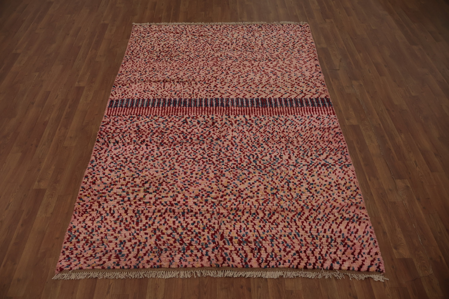 Elegant Speckled Moroccan Area Rug 5x8 for Modern Home Aesthetics