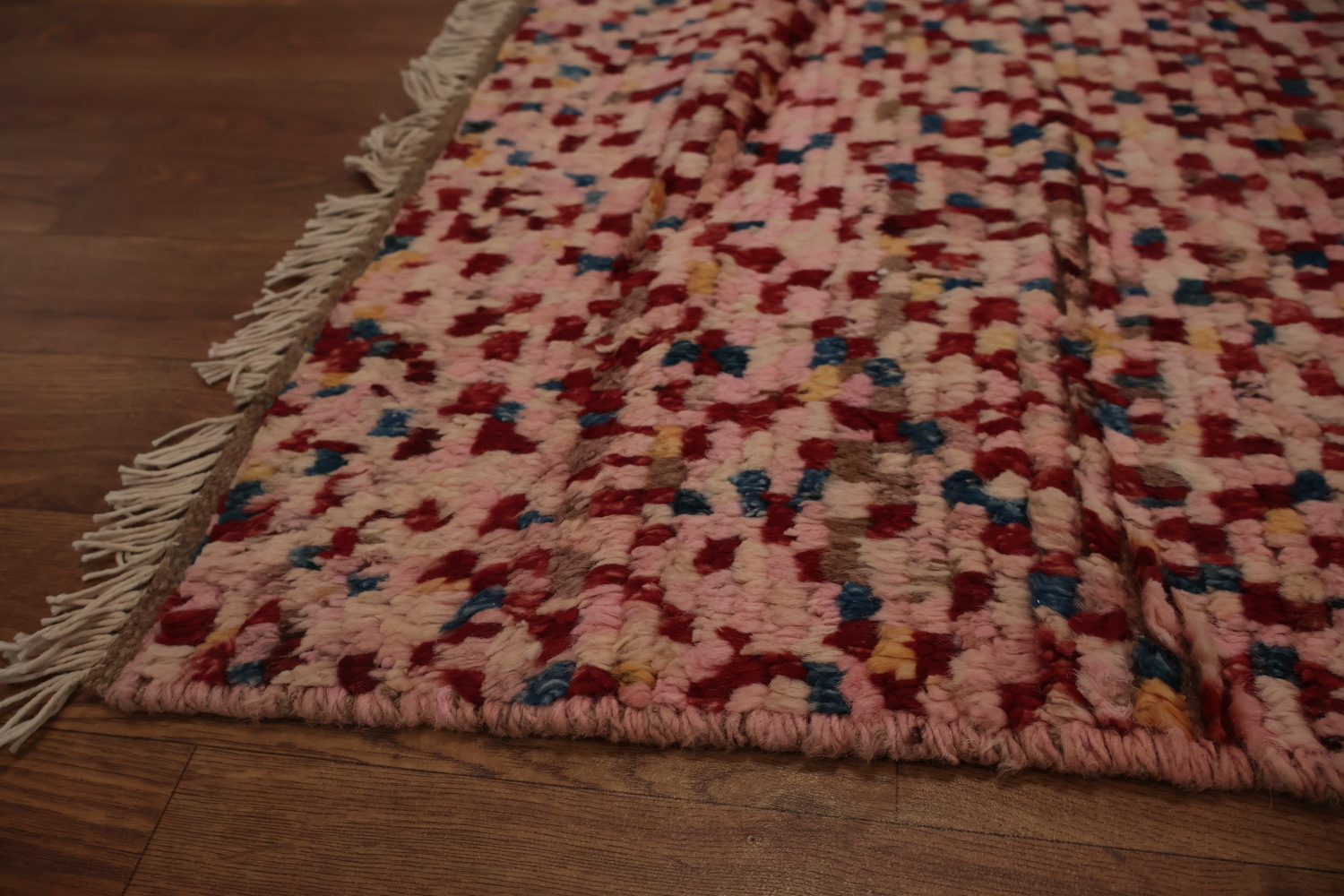 Elegant Speckled Moroccan Area Rug 5x8 for Modern Home Aesthetics