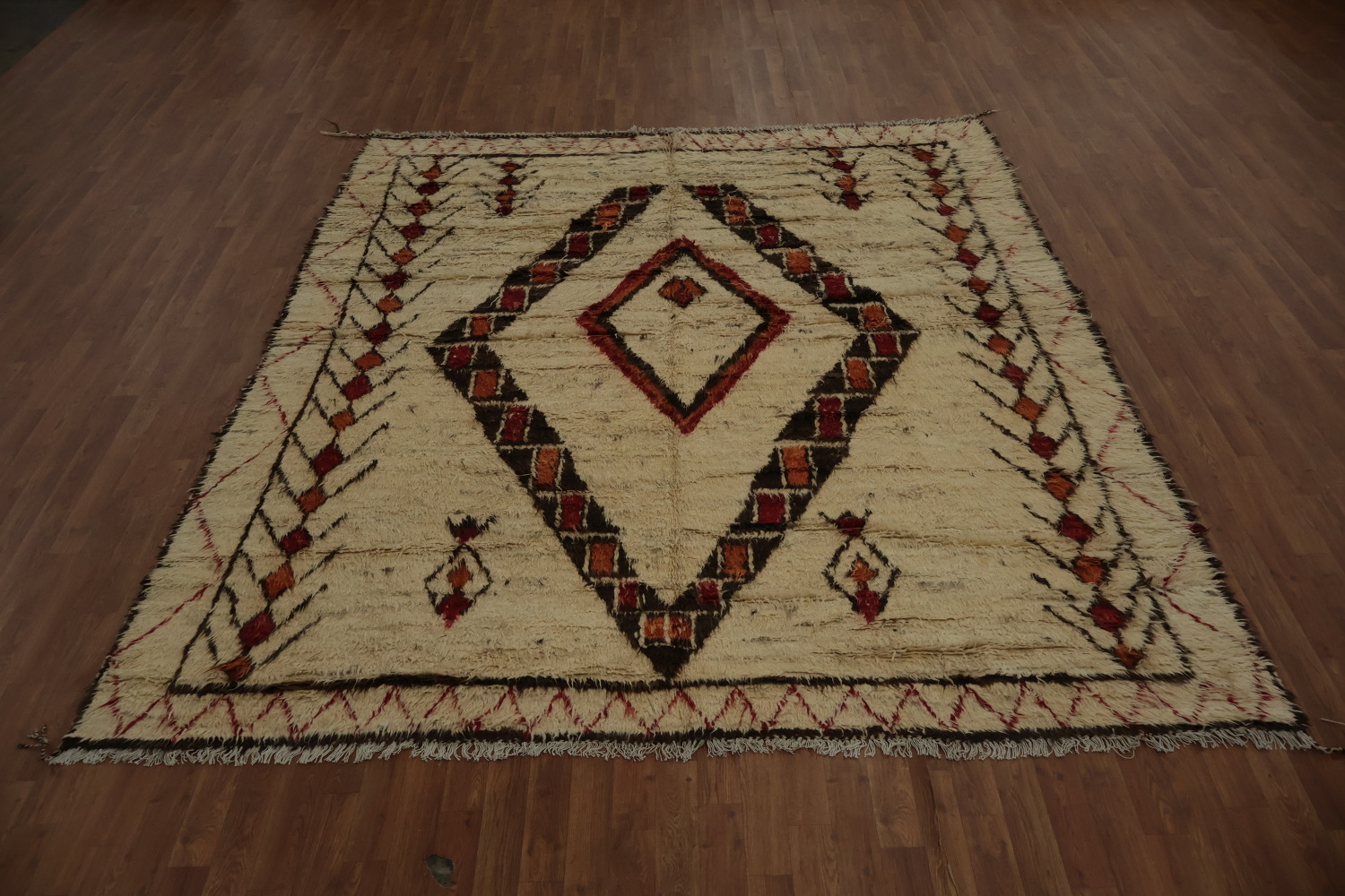 Bohemian Elegance with Geometric Moroccan Wool Area Rug 8x10