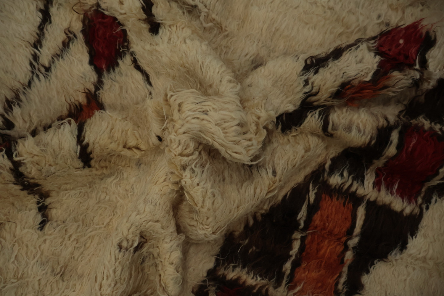 Bohemian Elegance with Geometric Moroccan Wool Area Rug 8x10