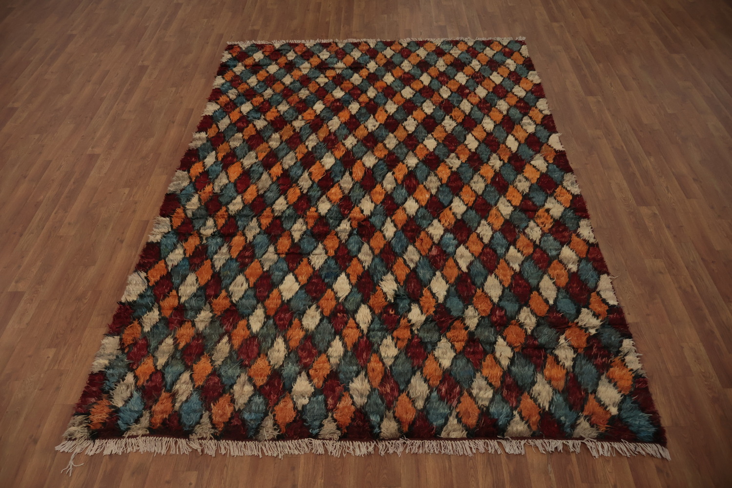 Bold Diamonds Moroccan Area Rug 7x10 to Enhance Your Décor Style