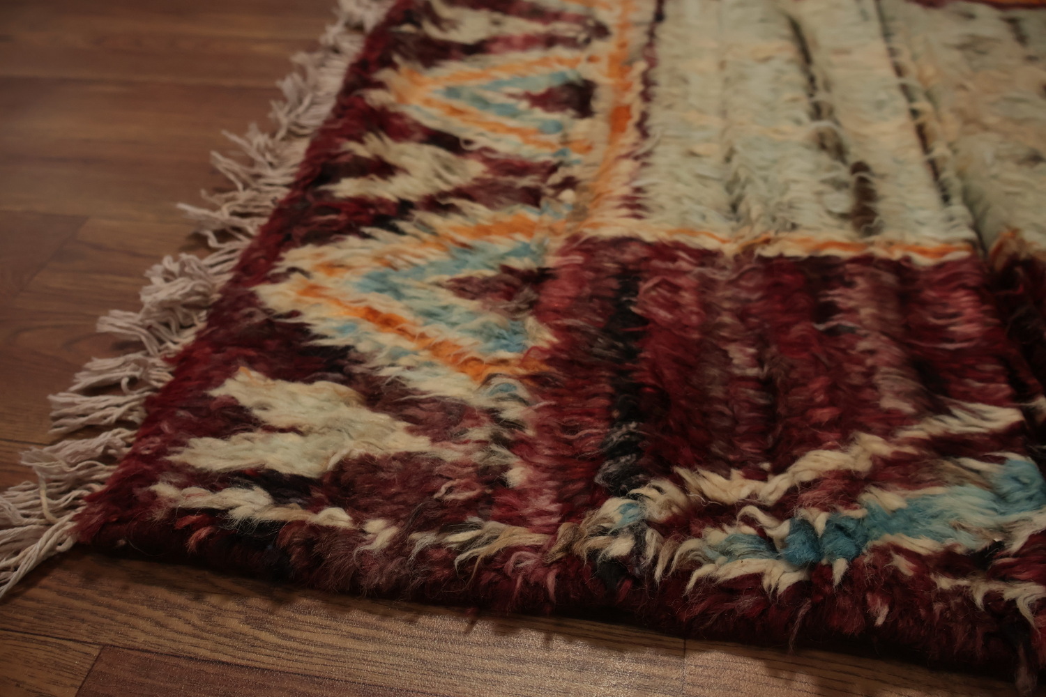 Rustic Charm Moroccan Area Rug 7x10 Perfect for any Cozy Space
