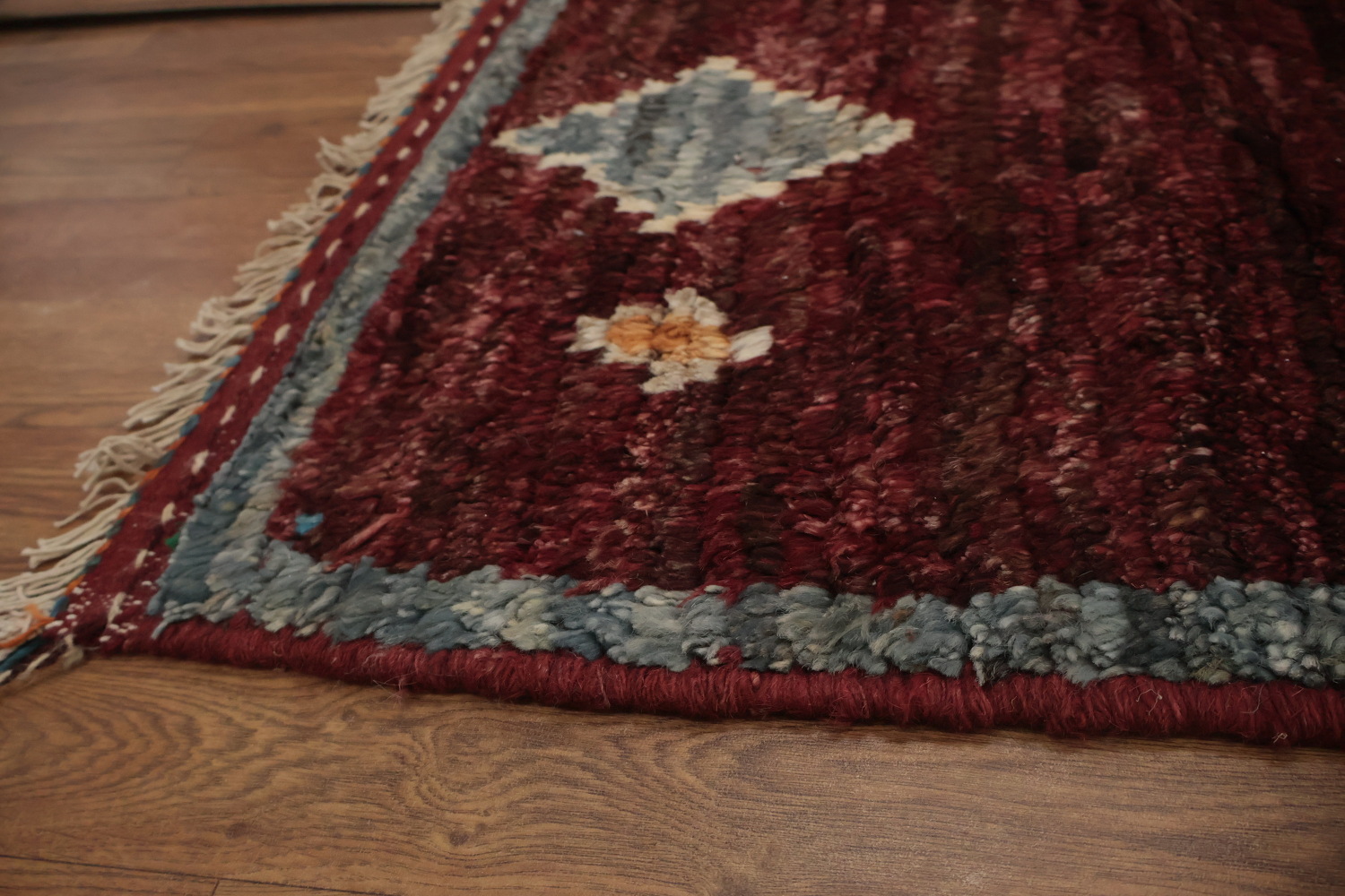 Enchanting Moroccan Area Rug 7x10 with Rich Earthy Tones