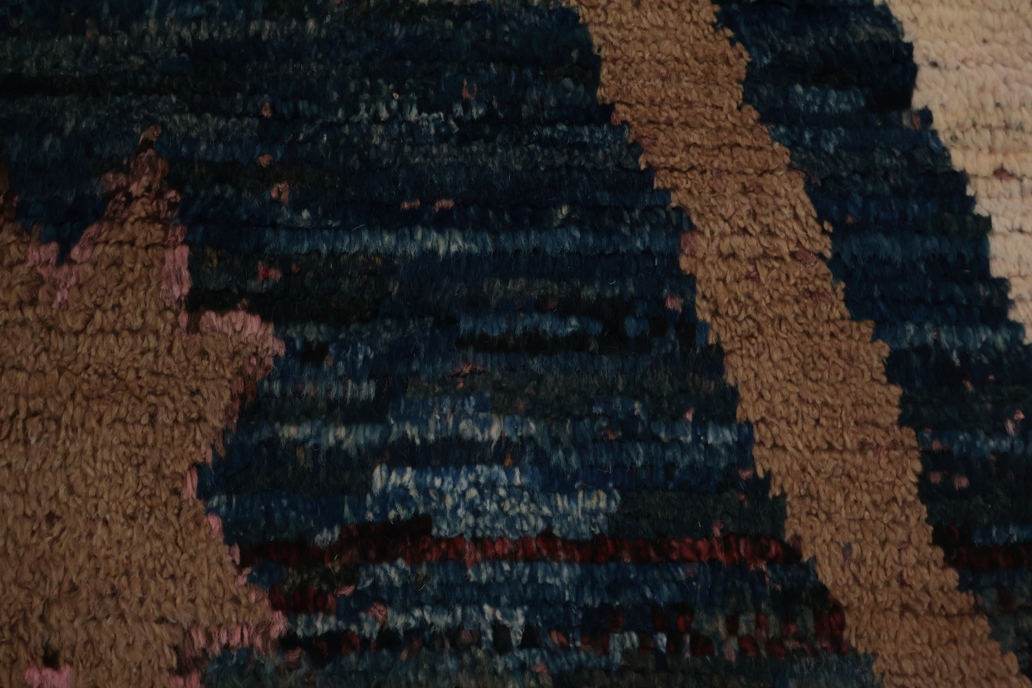 Artistic Pink Moroccan Area Rug 7x10 Featuring Unique Textural Elements