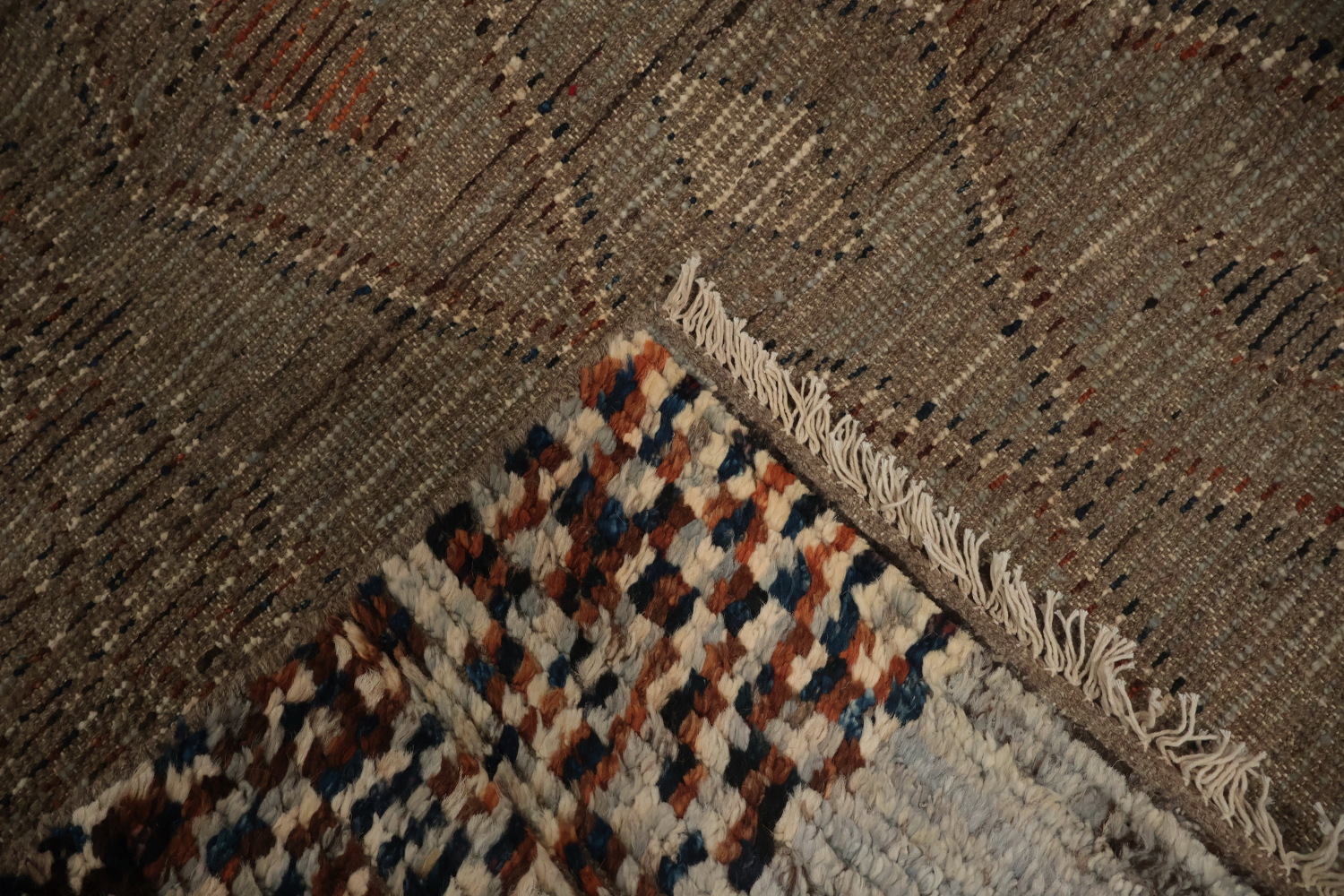 Chic Moroccan Wool Area Rug 7x9 with Intricate Diamond Motif Design
