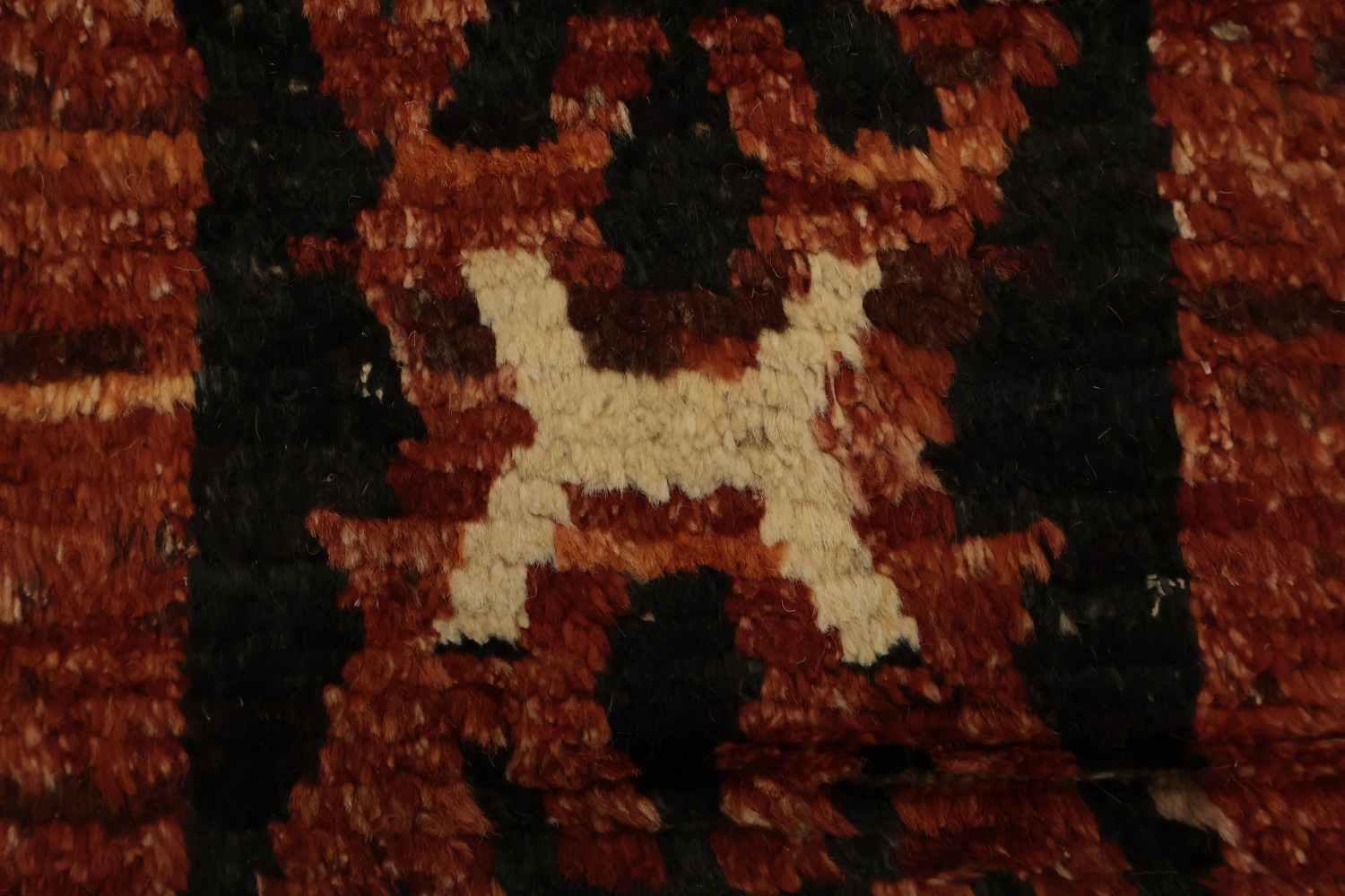 Rustic Tribal Moroccan Area Rug 7x10 Perfect for Cozy Home Interiors