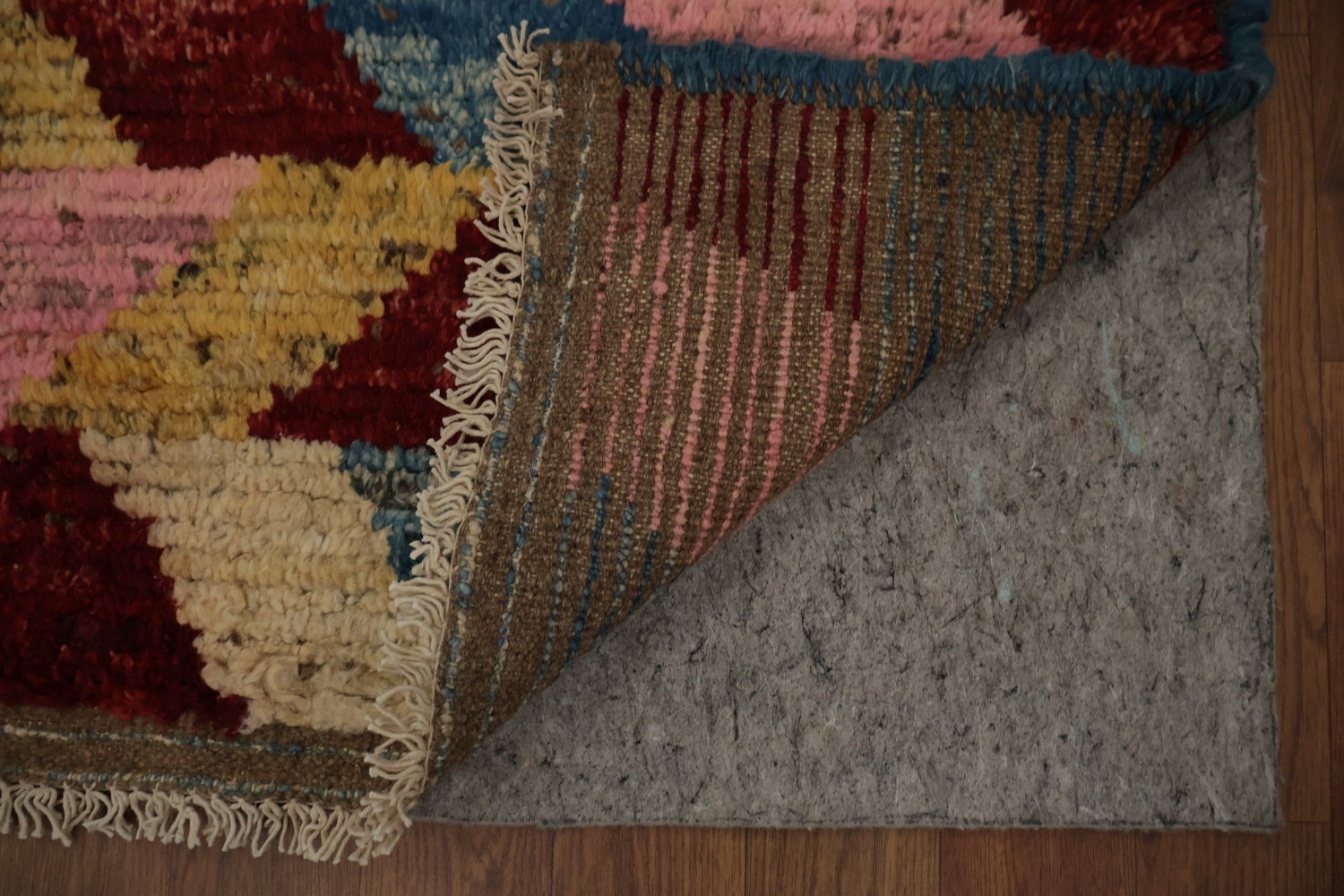Art-Inspired Moroccan Area Rug 7x10 with Dynamic Shapes and Hues