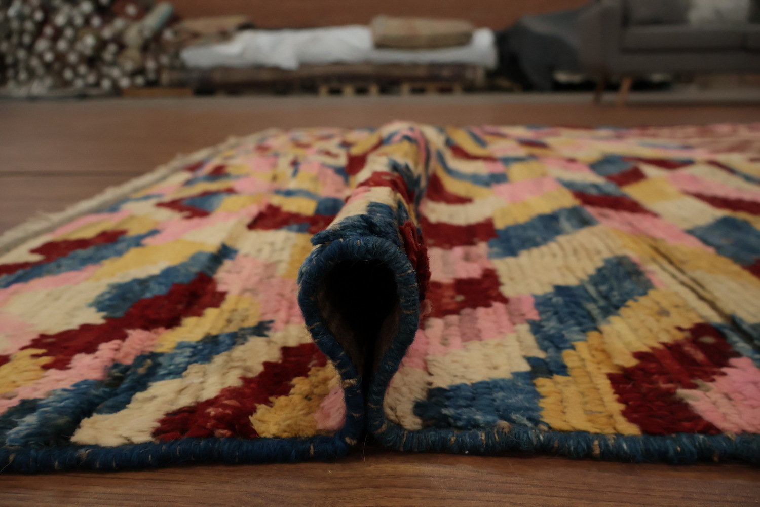 Art-Inspired Moroccan Area Rug 7x10 with Dynamic Shapes and Hues
