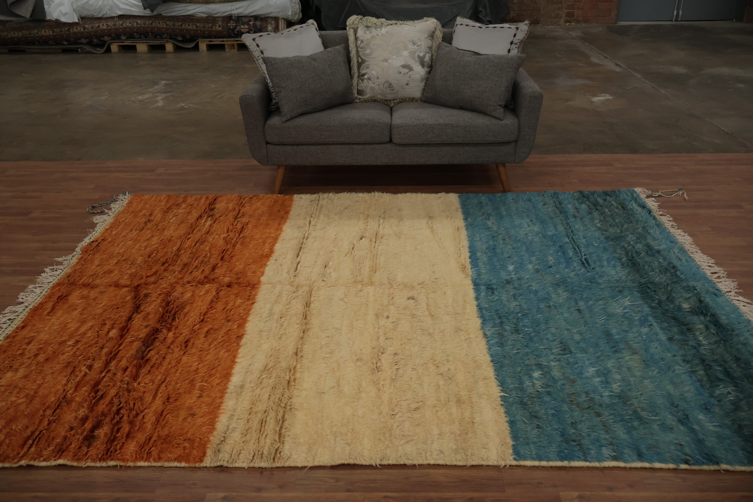 Three-Toned Rustic Moroccan Area Rug 7x10 Earthy Hues for Cozy Home