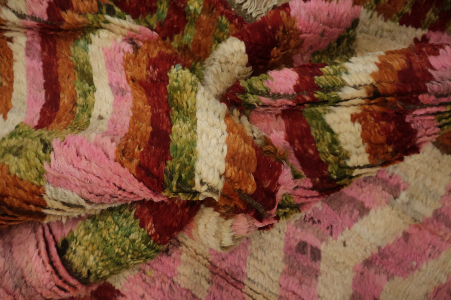 Pink Moroccan Geometric Area Rug 6x10
