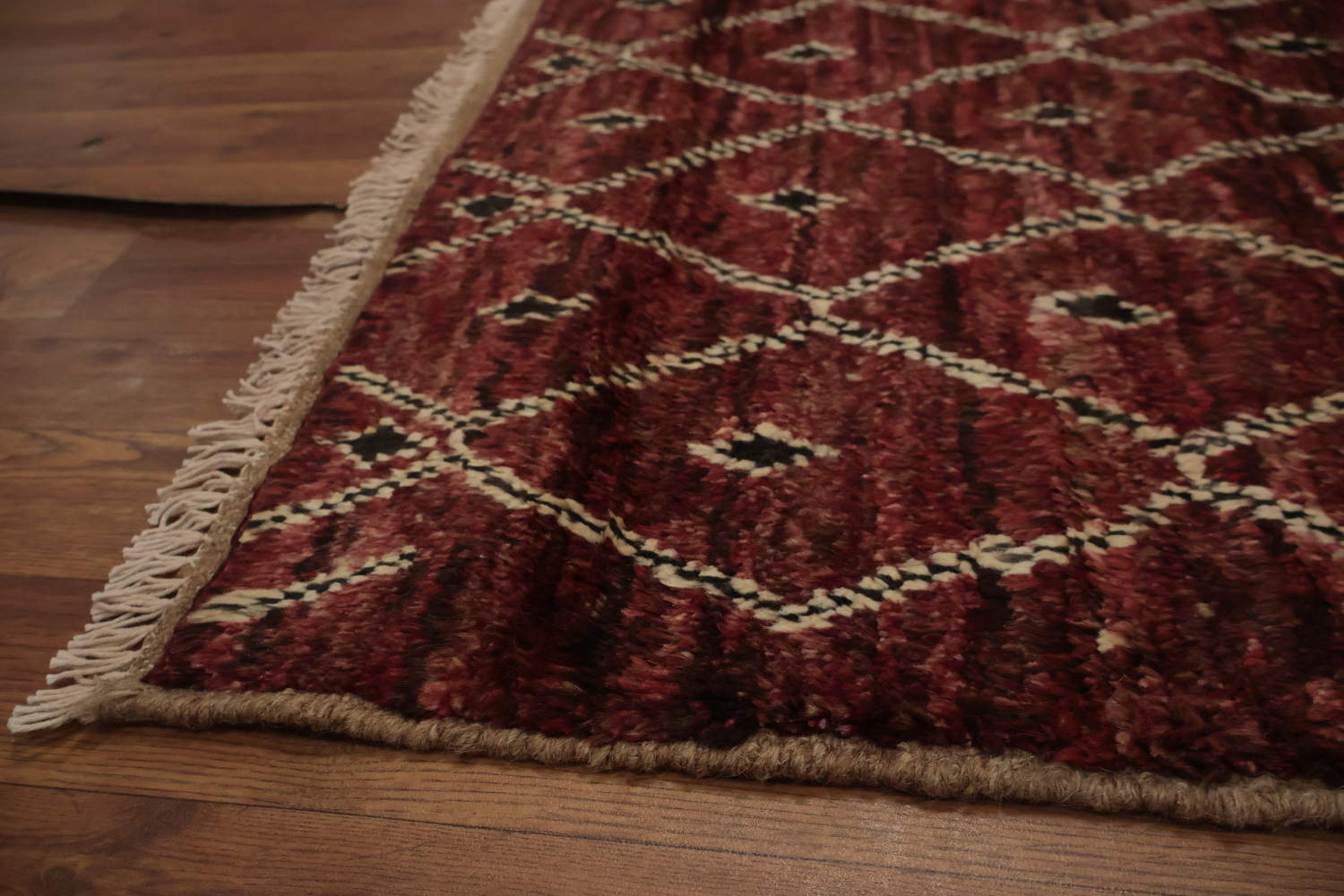 Elegant Diamond Moroccan Area Rug 7x10 for Stylish Interiors