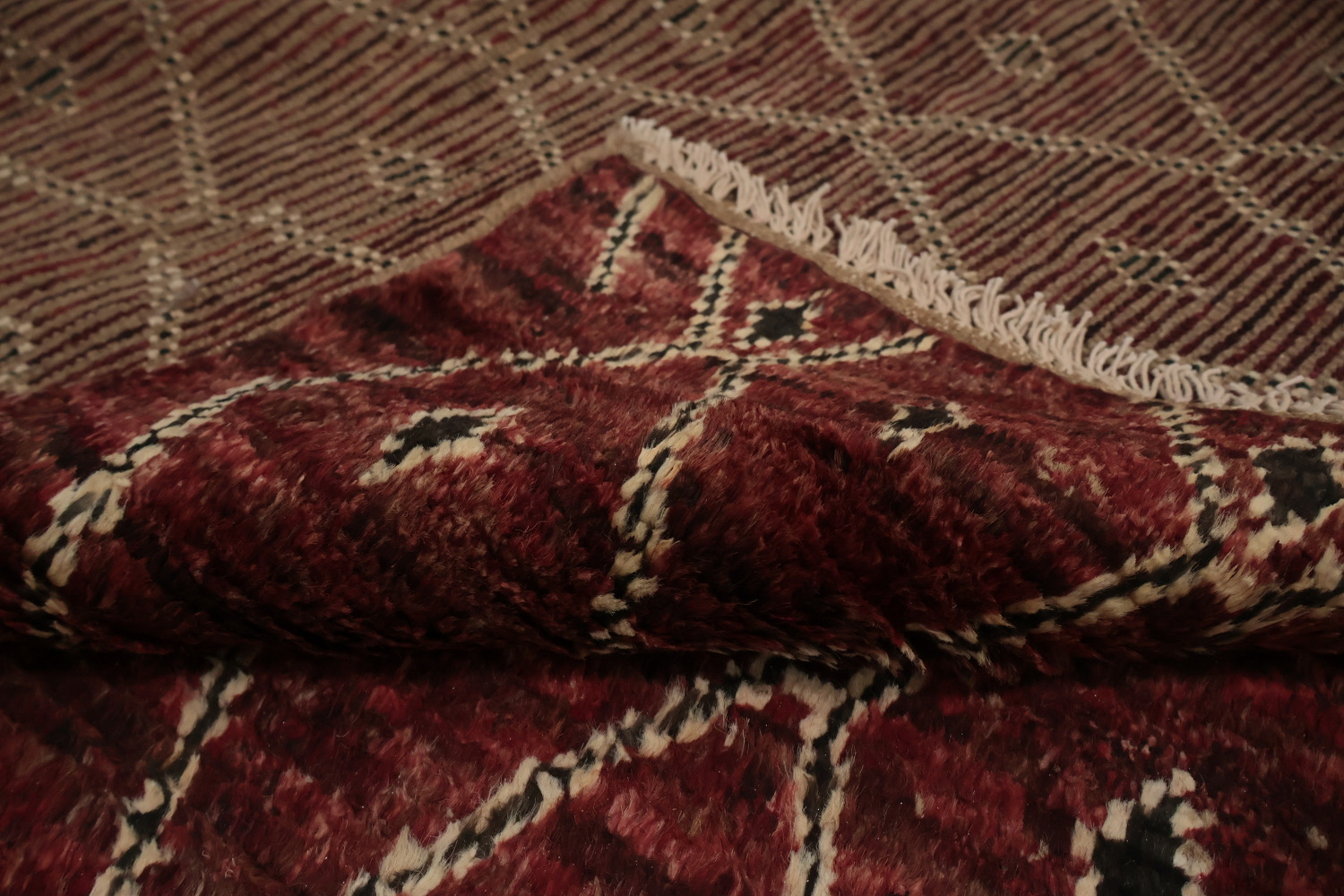 Elegant Diamond Moroccan Area Rug 7x10 for Stylish Interiors