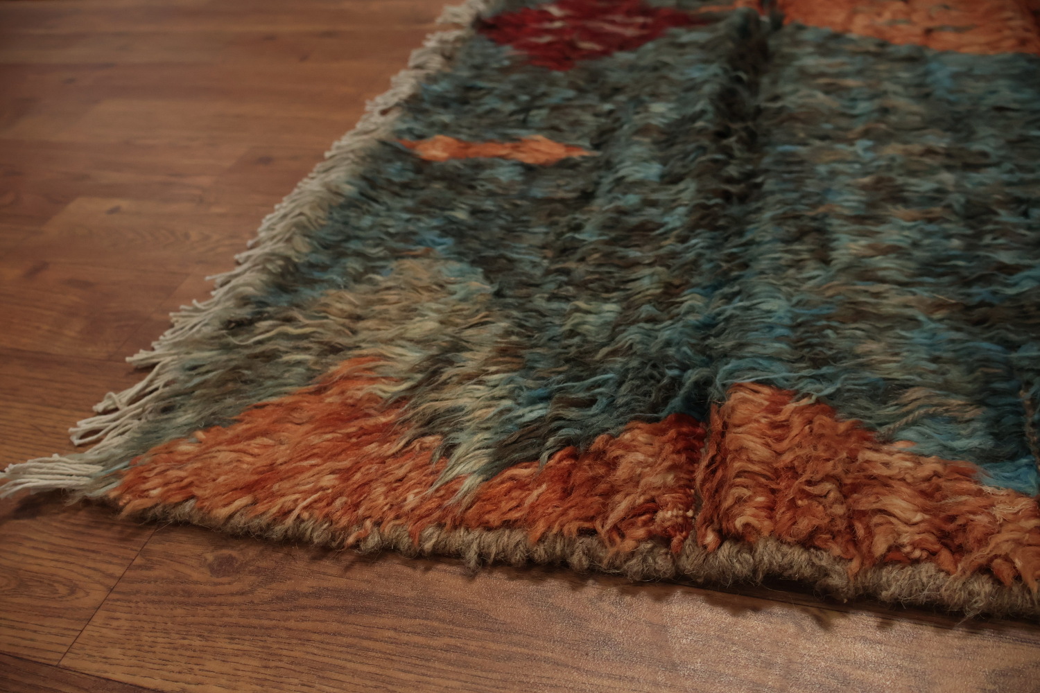 Artisanal Craftsmanship Moroccan Wool Area Rug 8x10 with Warm Colors