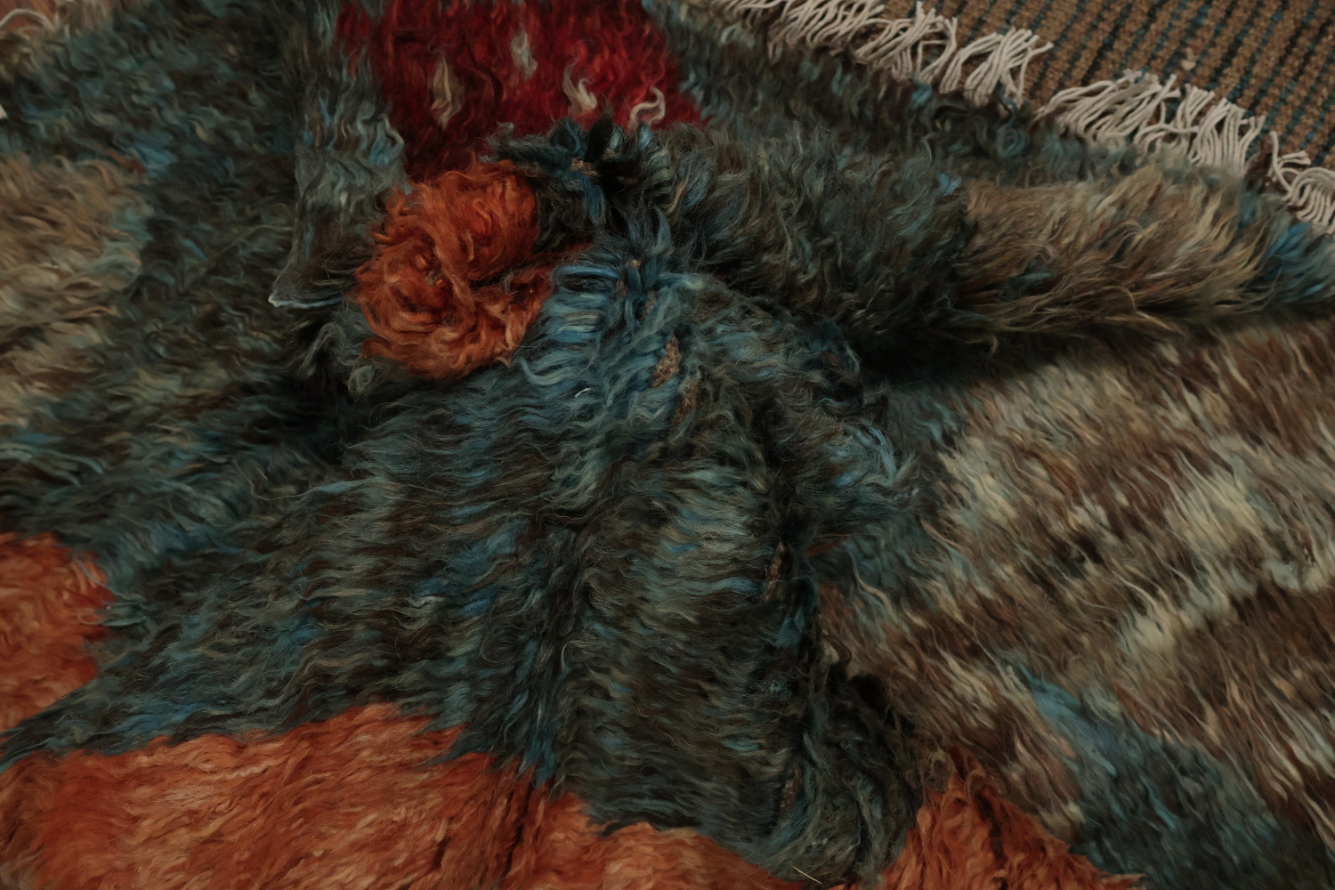 Artisanal Craftsmanship Moroccan Wool Area Rug 8x10 with Warm Colors