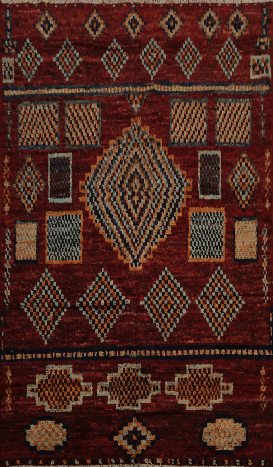 Capture Timeless with Artisan-Crafted Moroccan Area Rug 7x10