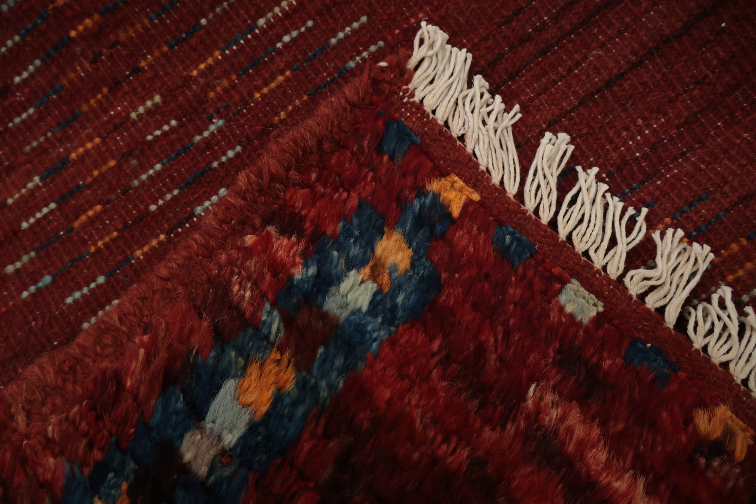 Capture Timeless with Artisan-Crafted Moroccan Area Rug 7x10