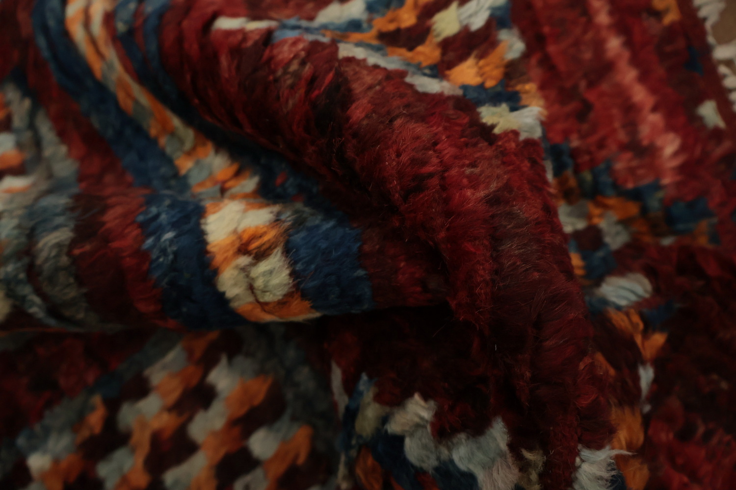 Capture Timeless with Artisan-Crafted Moroccan Area Rug 7x10