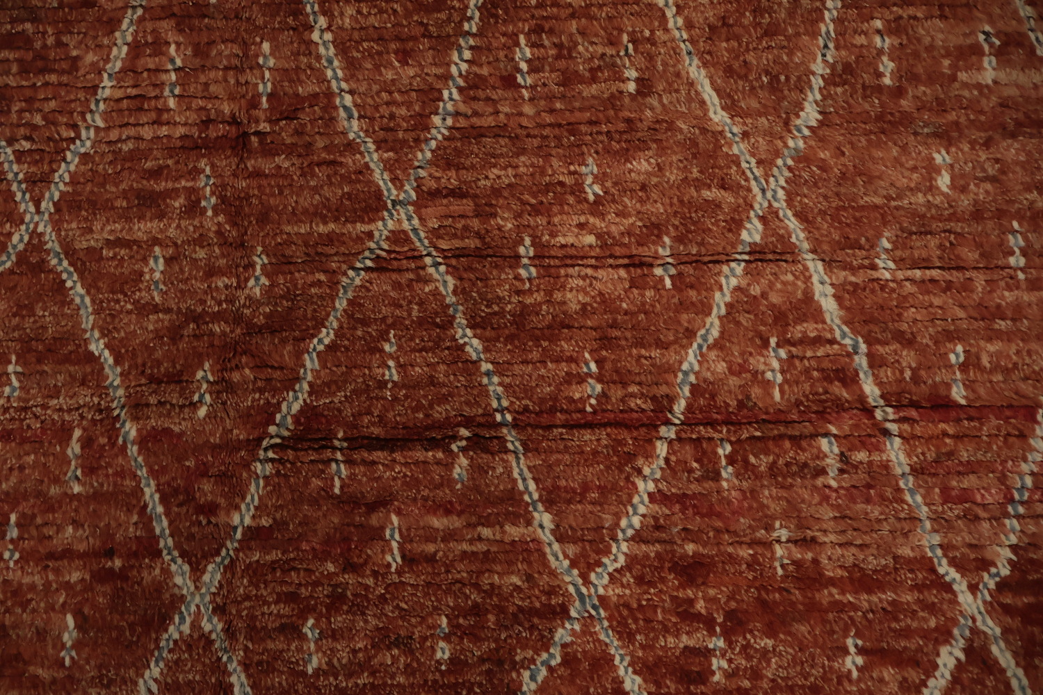 Warm Toned Moroccan Area Rug 7x10 with Subtle Geometric Patterns