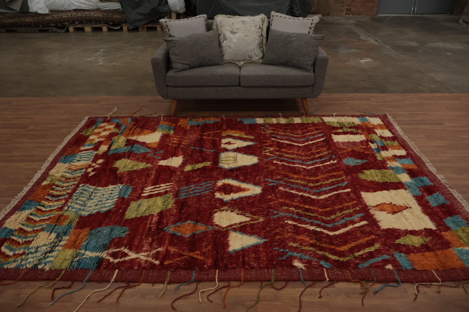 Revitalize Any Room with Eclectic Bohemian Moroccan Area Rug 7x10