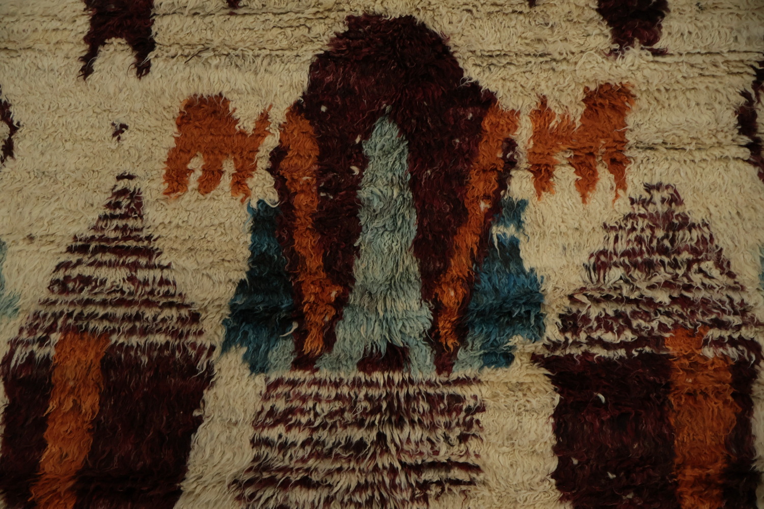 Artistic Geometric Moroccan Area Rug 8x9 with Earthy Tones