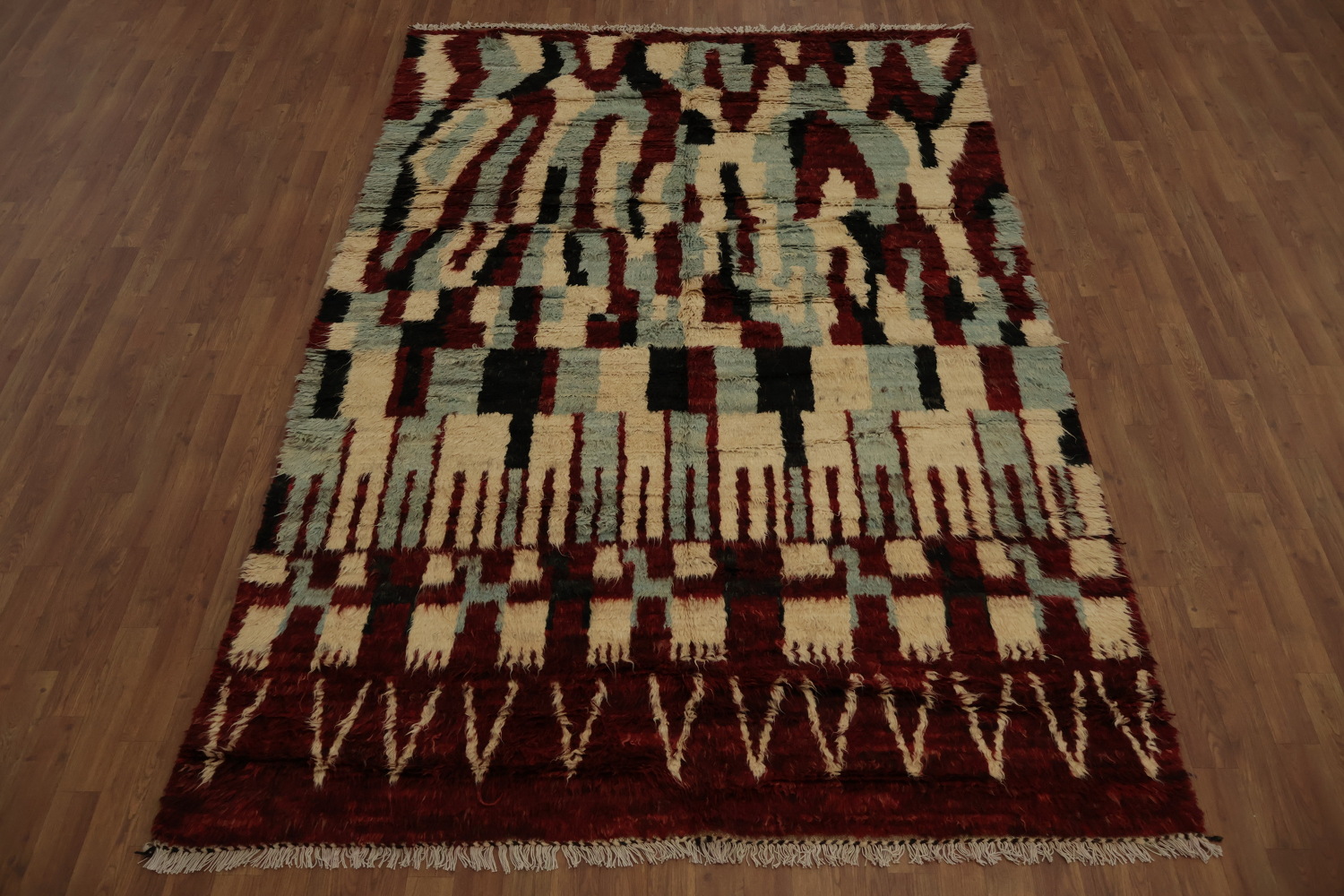 Handcrafted Moroccan Area Rug 6x9 with Eye-Catching Geometric Design