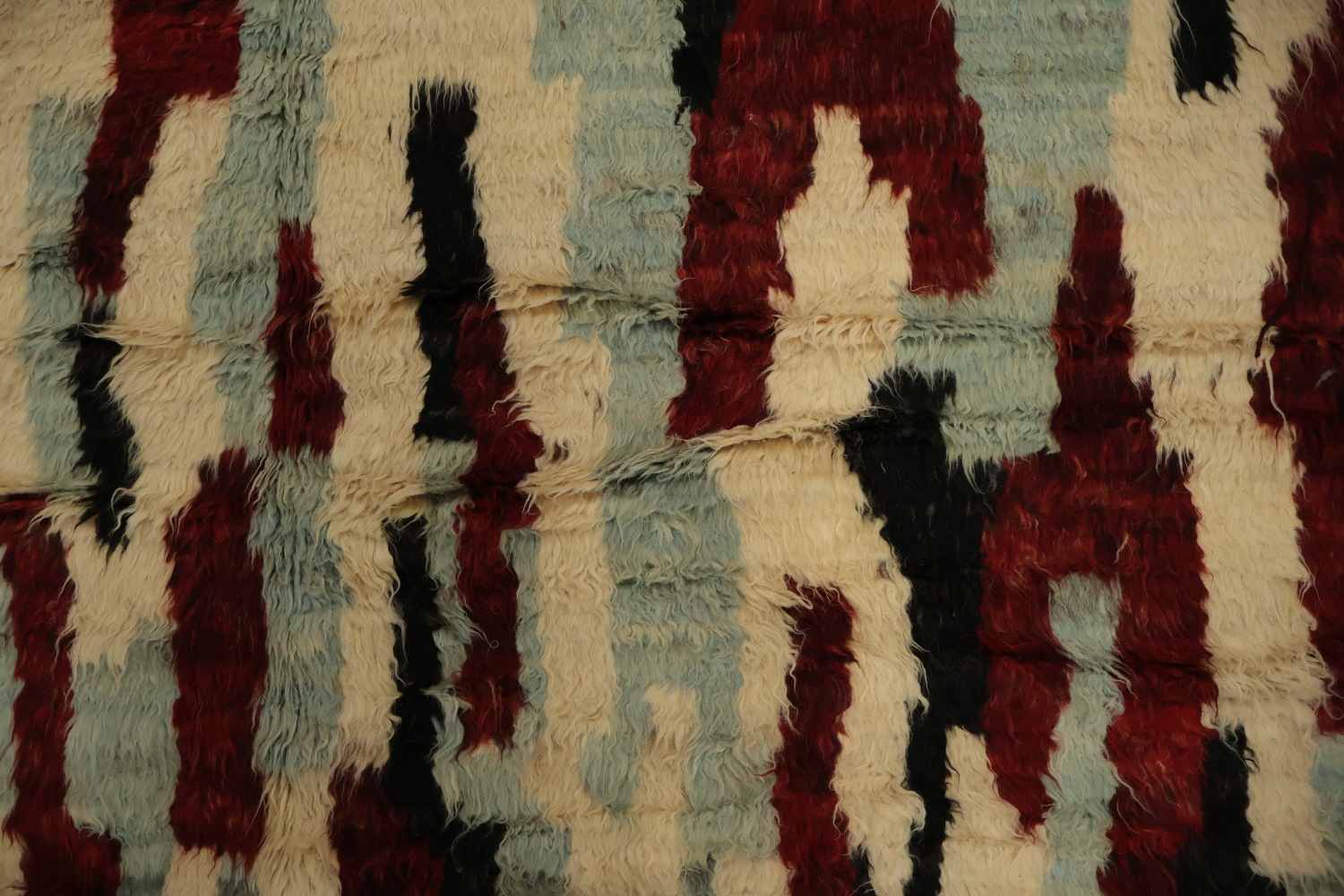 Handcrafted Moroccan Area Rug 6x9 with Eye-Catching Geometric Design