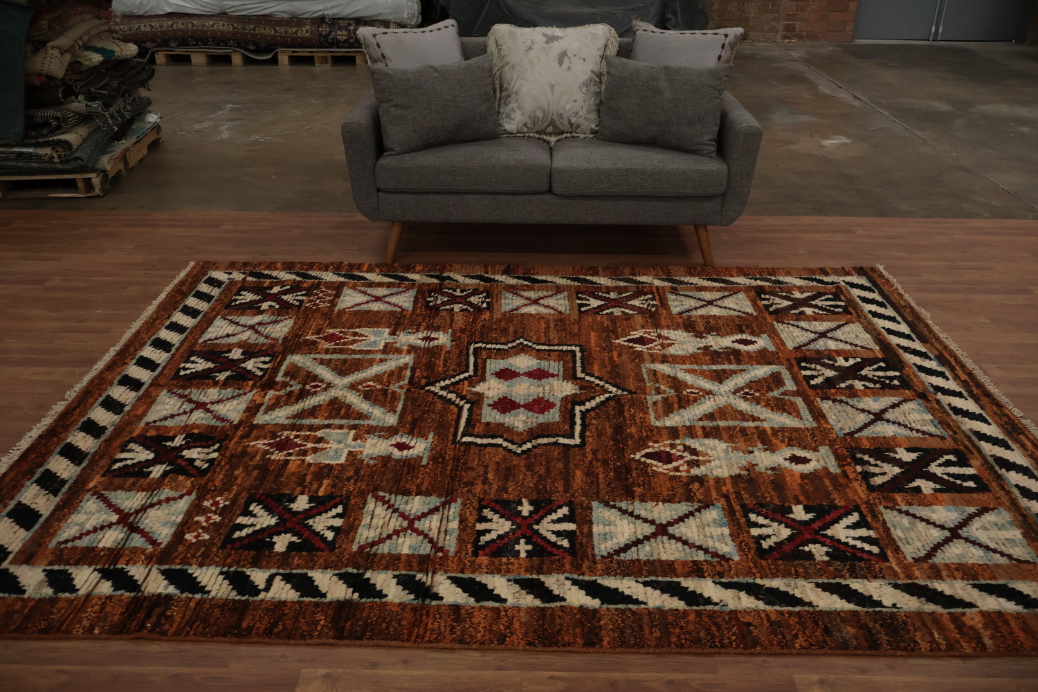 Handmade Beauty Moroccan Area Rug 7x10 with Bold Patterns