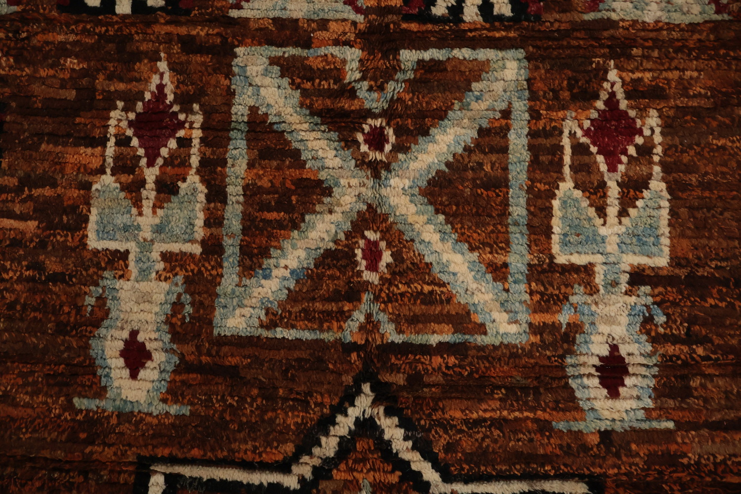 Handmade Beauty Moroccan Area Rug 7x10 with Bold Patterns