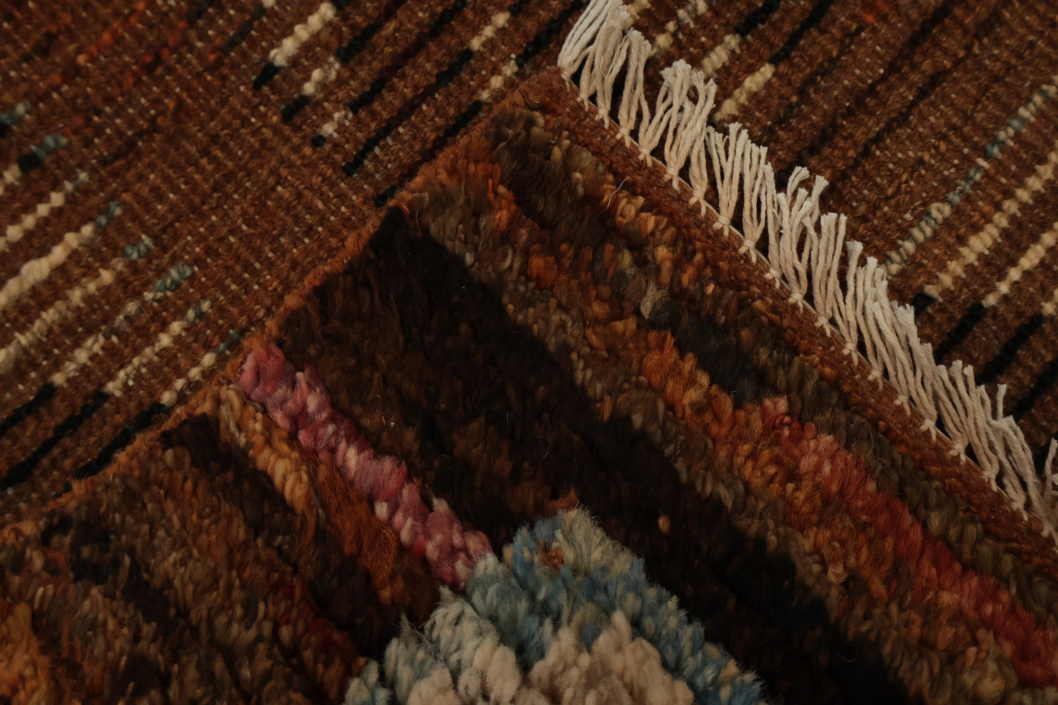 Handmade Beauty Moroccan Area Rug 7x10 with Bold Patterns