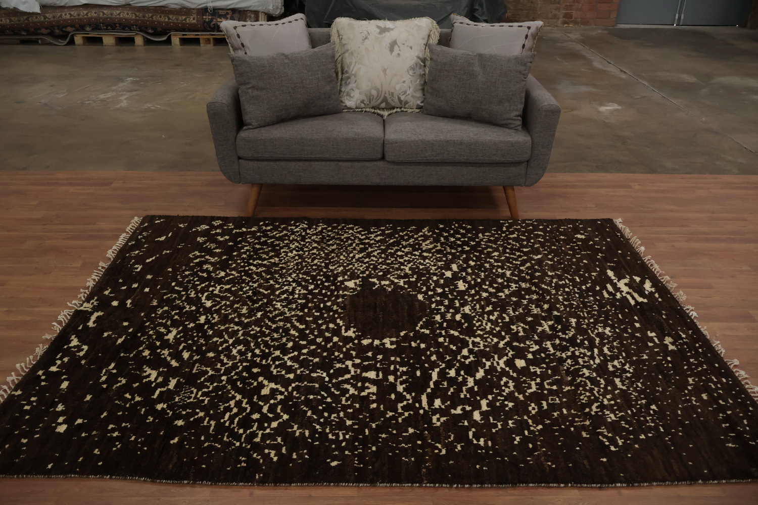Stellar Circle Moroccan Area Rug 6x8 for a Modern Home Ambiance