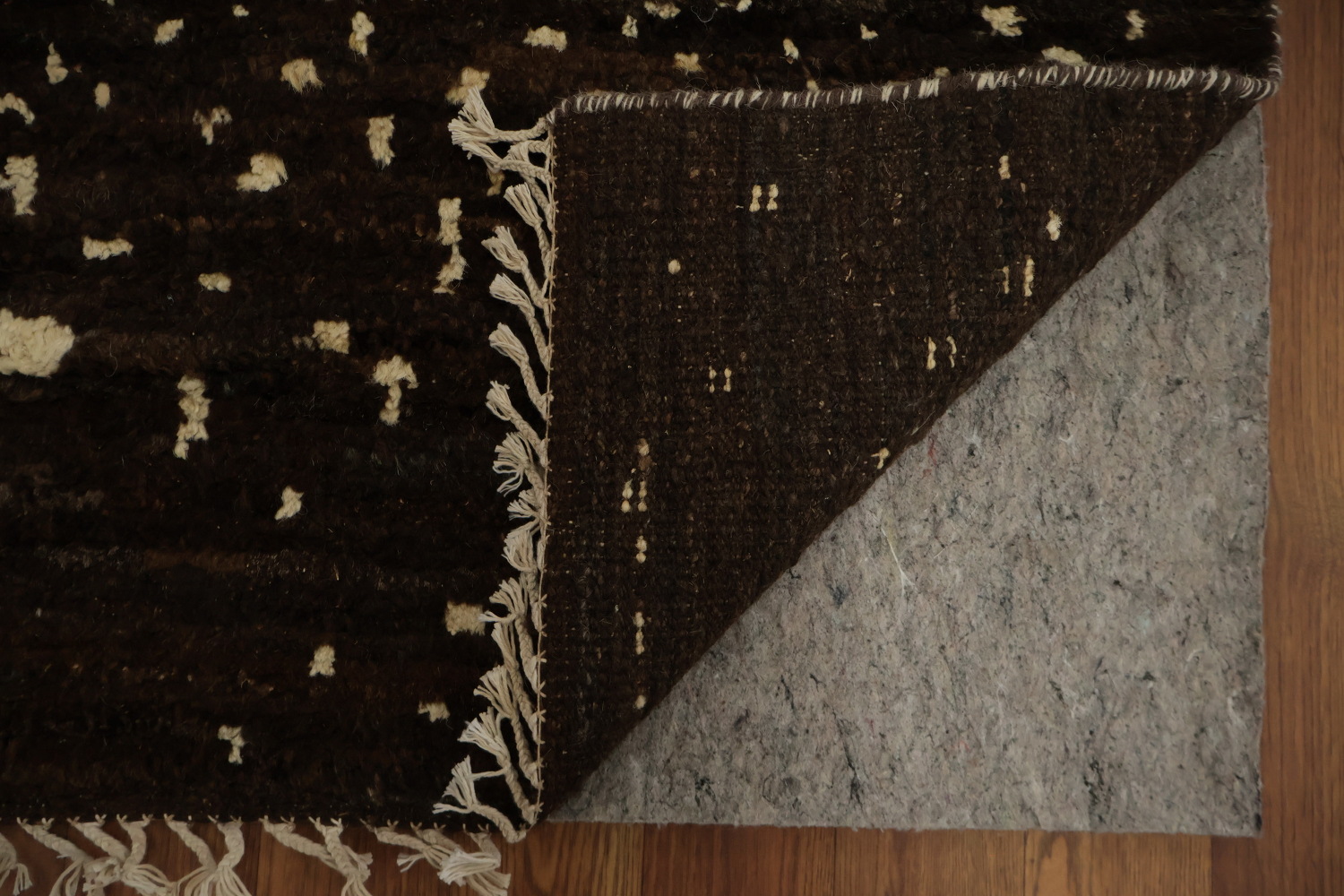 Stellar Circle Moroccan Area Rug 6x8 for a Modern Home Ambiance