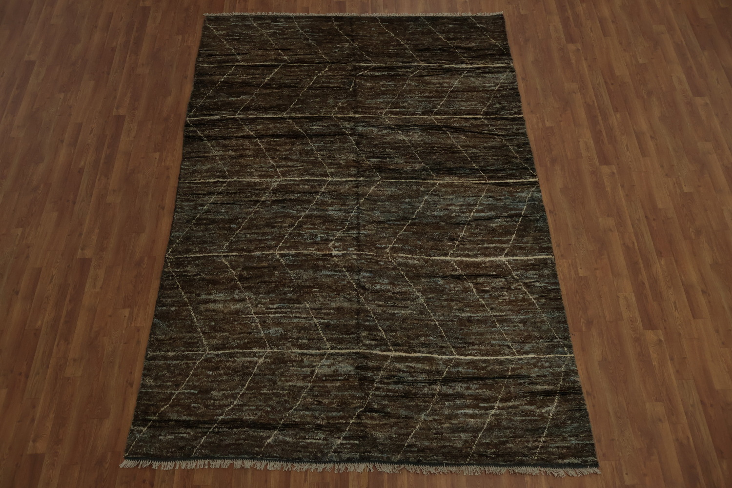 Deep-Tone Chevron Moroccan Area Rug 7x10 for Modern Interiors