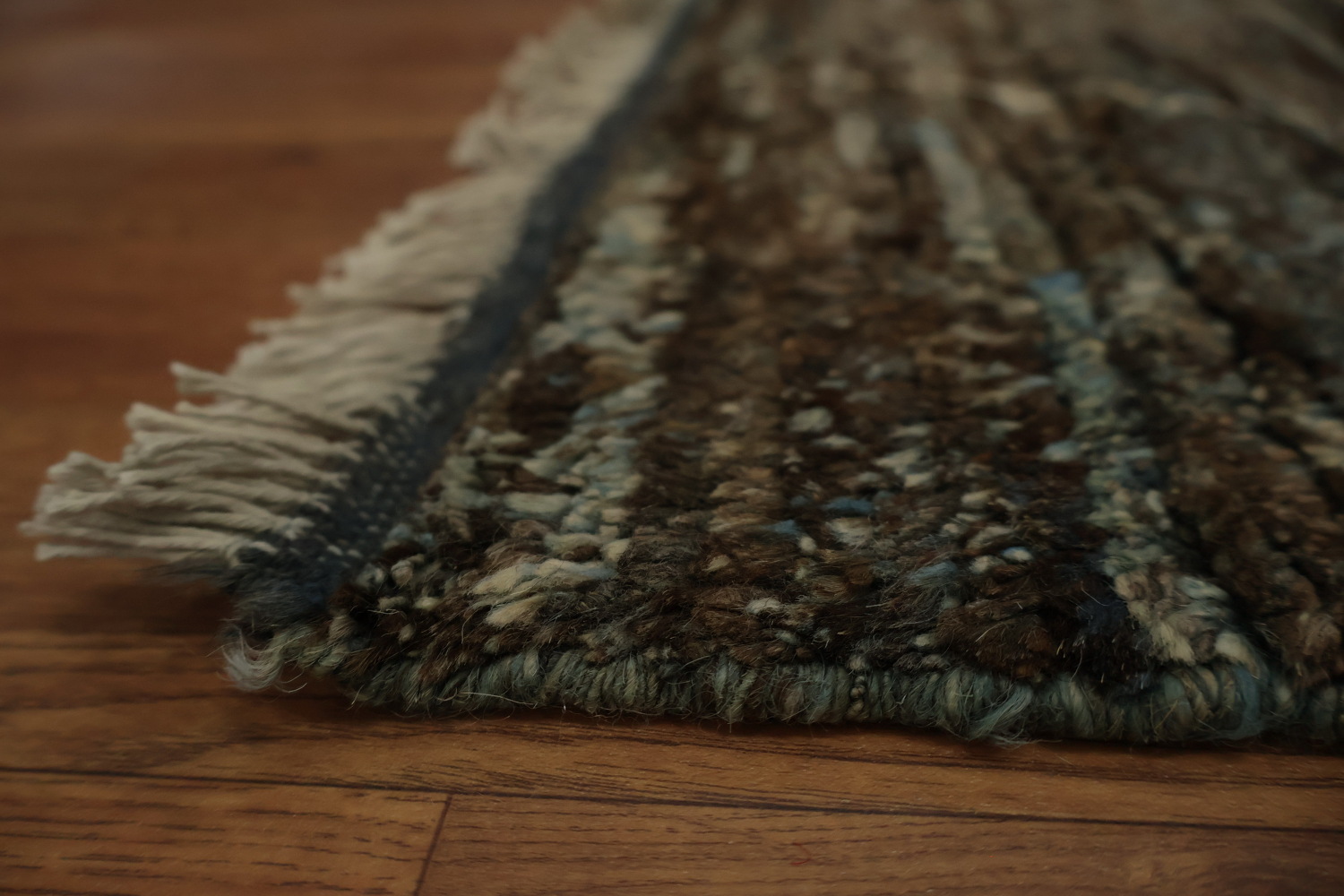 Deep-Tone Chevron Moroccan Area Rug 7x10 for Modern Interiors