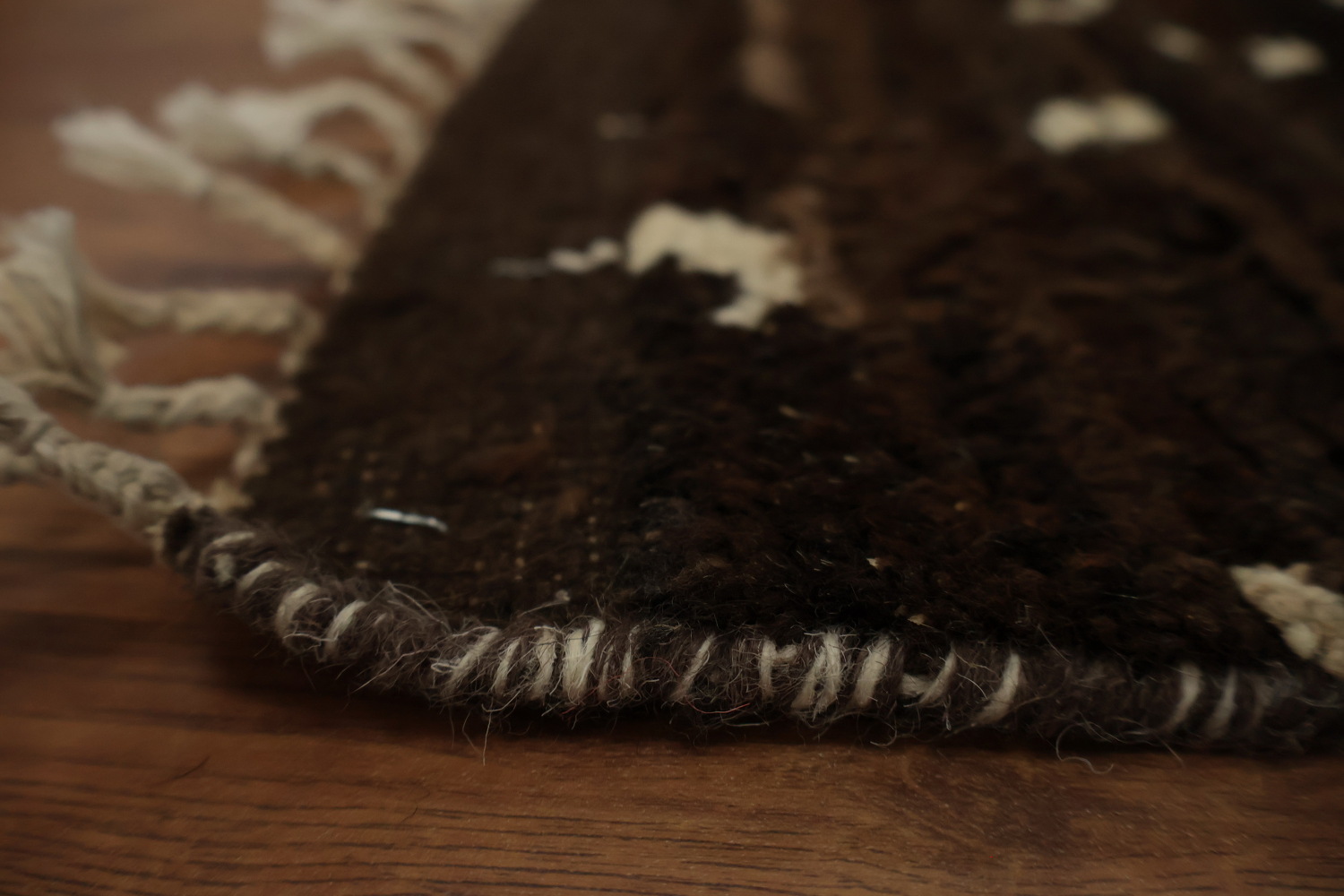 Moroccan Area Rug 6x8 with Intricate Pattern and Rich Earthy Tones