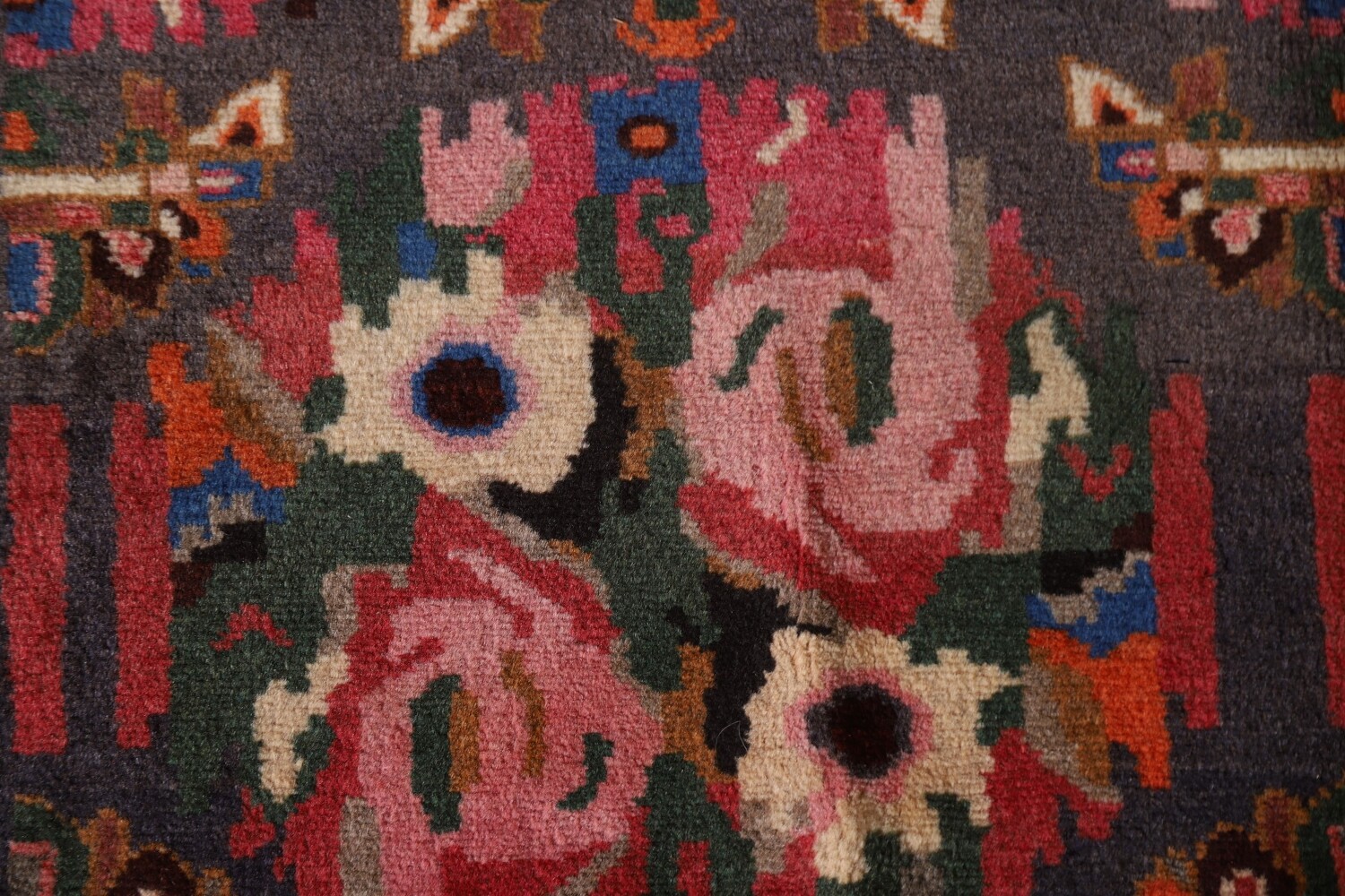 Vintage Bakhtiari Persian Area Rug 5x10